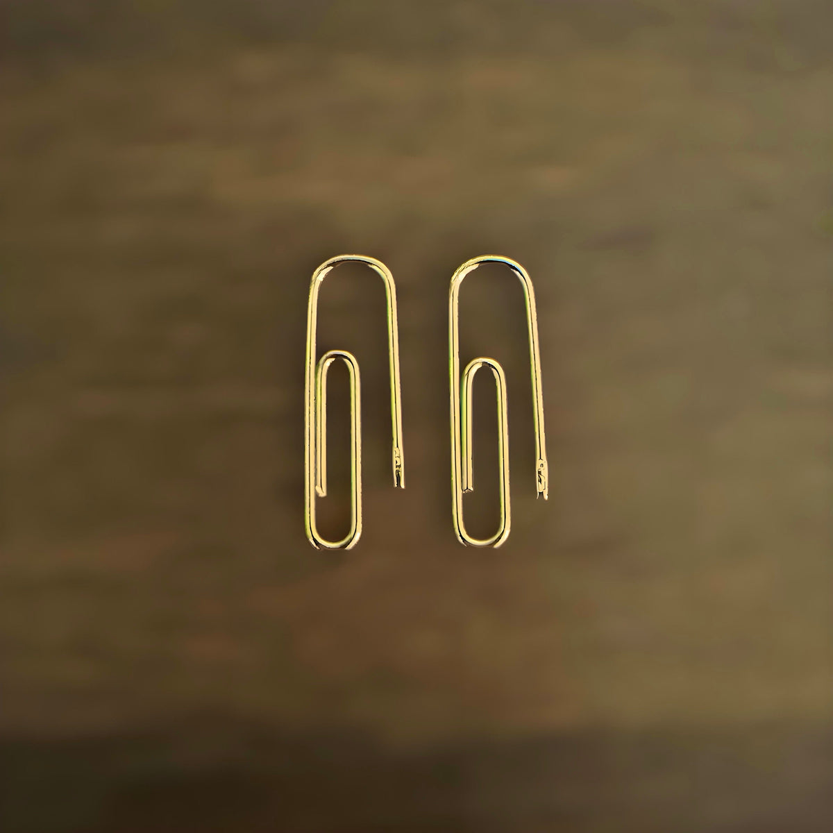Gold PaperClip Earring 3/4 Inches - 24jewels